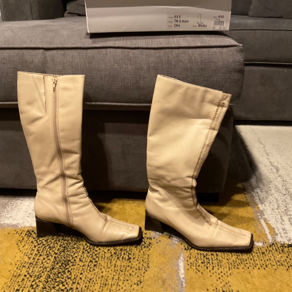 Tan Riding Boot - Picture 4 of 4